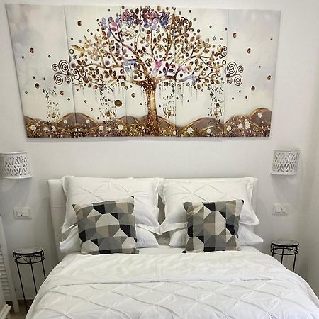 Casa Mazzini 110 Apartment Monopoli Ngoại thất bức ảnh